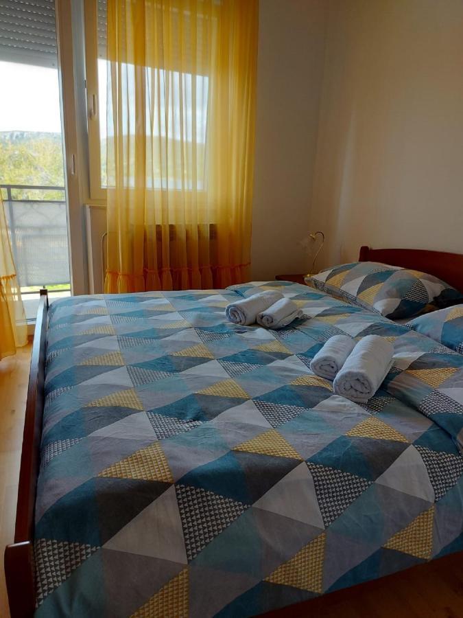 Apartman Luka Jadrtovac Exterior foto
