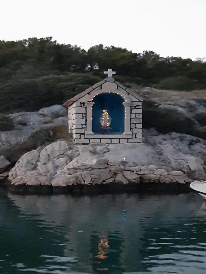 Apartman Luka Jadrtovac Exterior foto